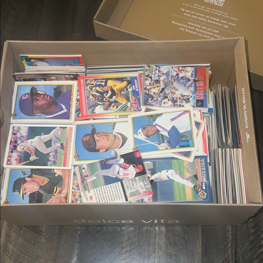 Vintage Baseball Card Collection-shoebox full